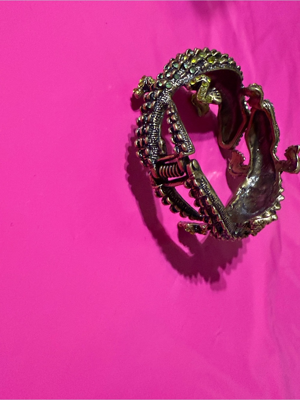 Green Rhinestone Alligator Hinged Bracelet - Picture 8 of 9